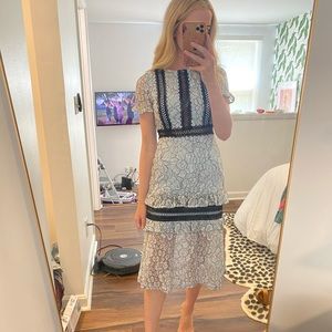 Pretty Little Thing Midi Dress